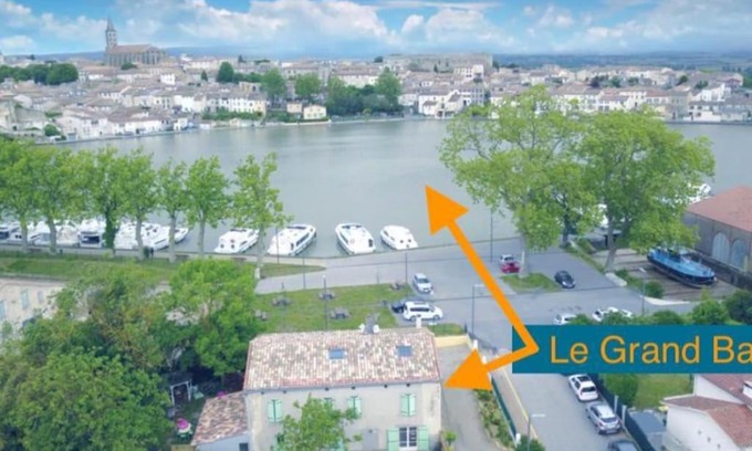 Castelnaudary House | Gite le Grand Bassin - Vue canal du midi