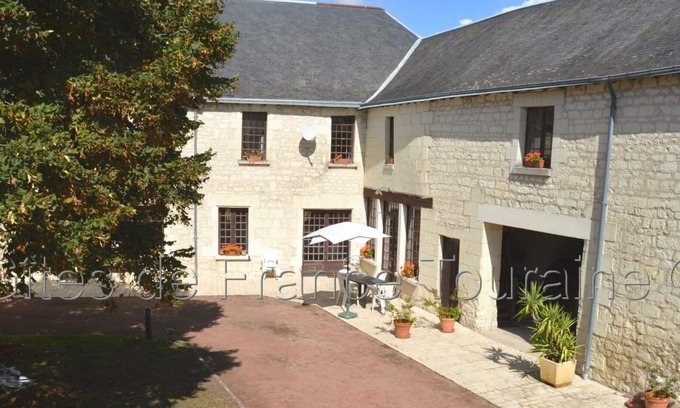 Ligre Cottage | Gite Ligré, 1 bedroom, 2 persons