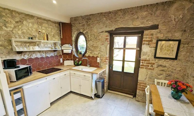 Saint-Benoit-sur-Loire Cottage | Gite Saint-Benoît-sur-Loire, 1 bedroom, 3 persons