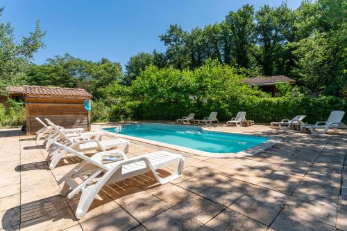 Mirabel-aux-Baronnies Ski Chalet | Gite Serpolet