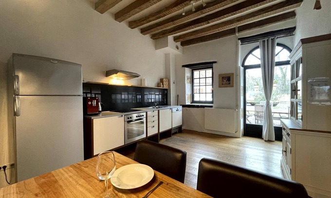 Souvigny Cottage | Gite Souvigny, 6 bedrooms, 12 persons