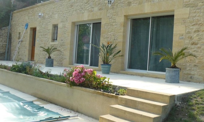 Les Eyzies Cottage | Gîte-Standard-Ensuite with Shower-Garden view
