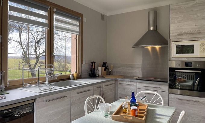 Trezelles Cottage | Gite Trézelles, 2 bedrooms, 4 persons