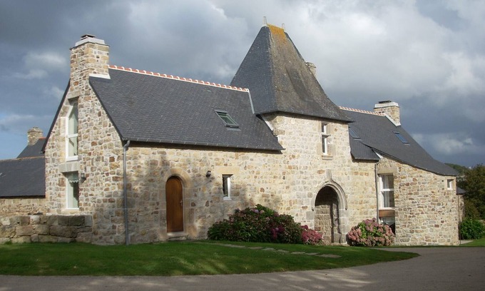 Crozon Cottage | Gites du Manoir de Goandour - Ti Kaouenn