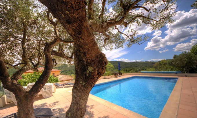 Salernes Cottage | Gites of the hill of Sollies: AZUR