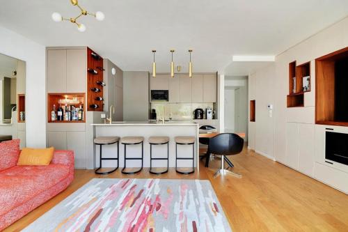 Clichy Apartment | Giulia Prestige, appartement avec Terrasse Luxe & Confort aux Portes de Paris