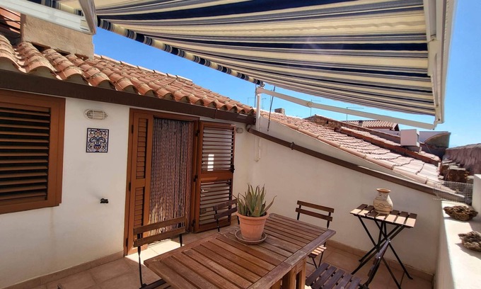 Carloforte Apartment | Giuliana and Nino's Nest.