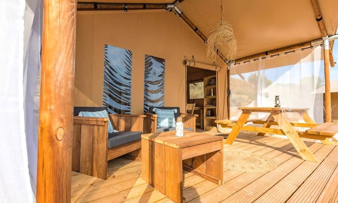 Mirepeisset House | Glamping Lodge PREMIUM RIVER 27m² - 2 bedrooms - TV - air conditioning - covered terrace - river view - sleeps 4
