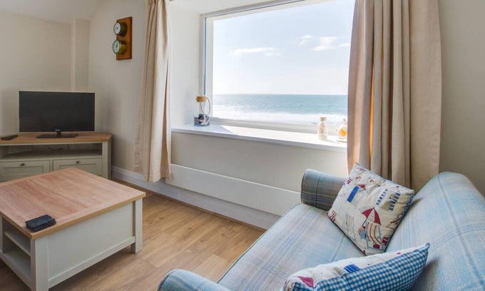 Aberdaron House | Glandon in the beautiful Aberdaron