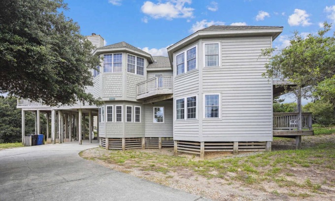 Duck House | Glane, Ships Watch Community in Duck, NC