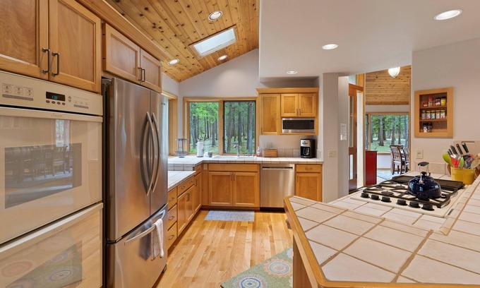 Black Butte Ranch House | Glaze Meadow 376 3 Bedroom Home by RedAwning