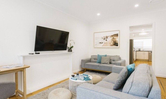 Glenelg East Apartment | Glenelg Gem 1 | Wifi | Nespresso