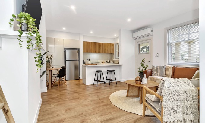 Glenelg South Apartment | Glenelg Stay at The Bay