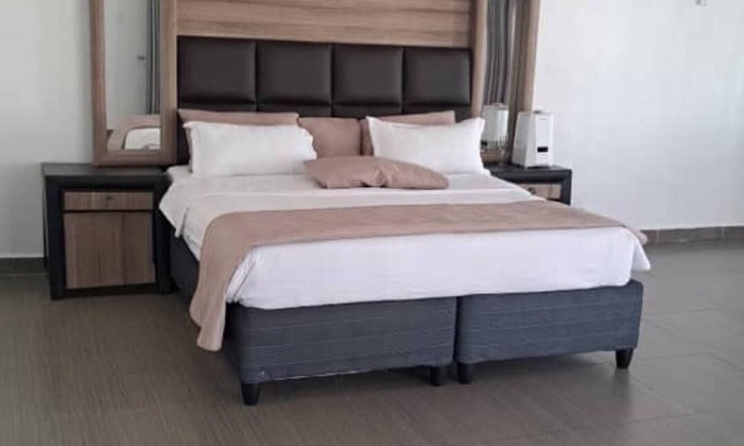 Harare East House | Gletwyn House Retreat in Harare