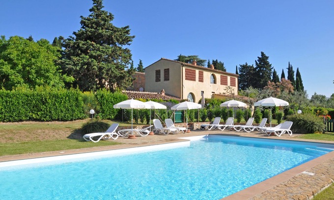 Tavarnelle Val di Pesa Apartment | Glicini 3 - Apartment with swimming pool