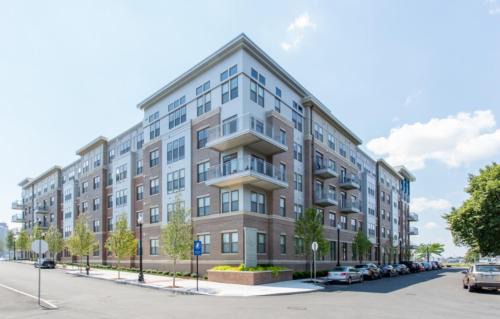 Central-Maverick Square - Paris Street Apartment | Global Luxury Suites East Boston