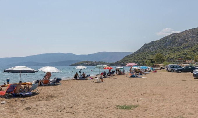 Katakali House | Golden Beach Maisonette Retreat