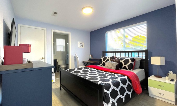 Sunset District Apartment | Golden Gate Park Private Master Suite-10MIN to Golden Gate Park