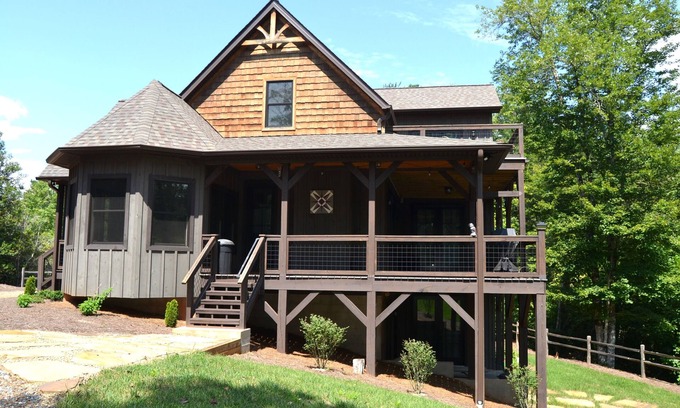 Franklin Cabin | Golden Grove Cabin - 5-bedroom Mountain Home with Fire Pit, Decks and Privacy