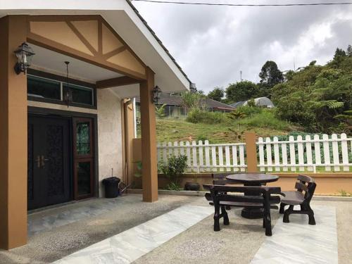 Tanah Rata House | Golden Hill