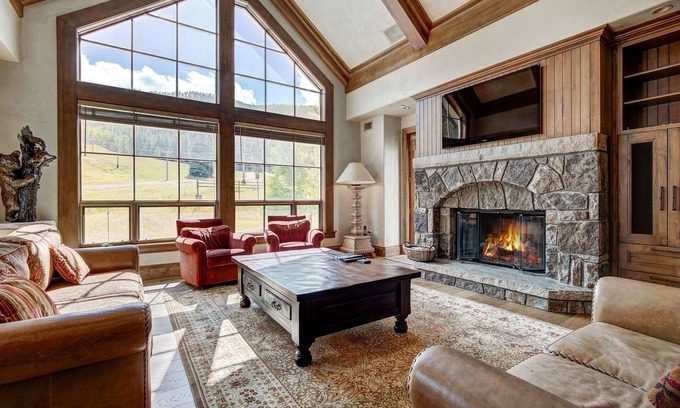 Vail Condo | Golden Peak Luxury 4 BR Penthouse - Ski-in/out! by RedAwning - Save 20% on 7+ Nights!