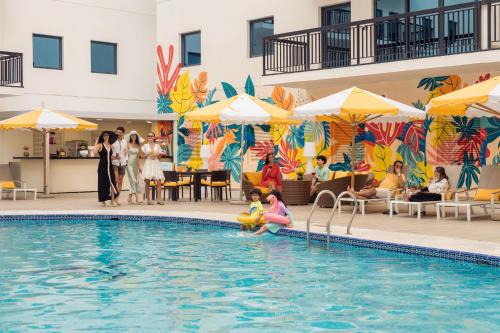Al Mankhool Apartment | Golden Sands Suites
