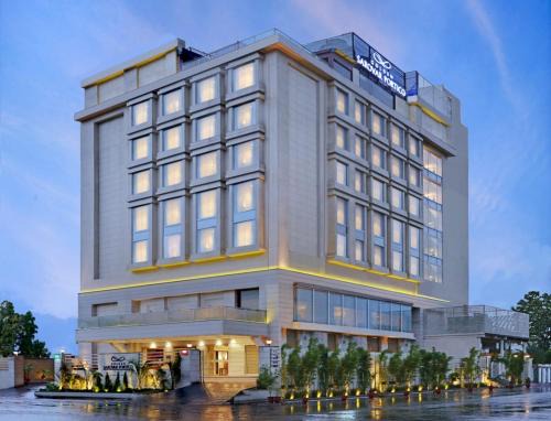 Amritsar Hotel | Golden Sarovar Portico