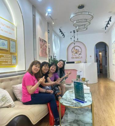 District 10 Hotel | Golden Uc Chau House & Spa
