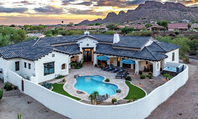 Gold Canyon House | Golden View | Superstition Mtn Views, Private Pool and Hot Tub, Sleeps 14