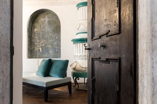 Old Town Hotel | Goldenstern Townhouse