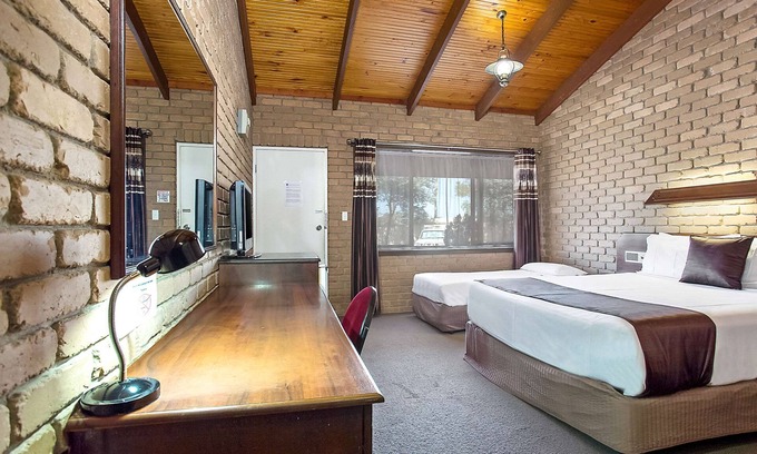 Stawell Hotel | Goldfields Motel Stawell