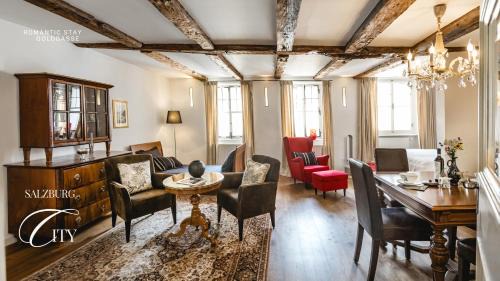 Altstadt Apartment | Goldgasse Apartments de Luxe