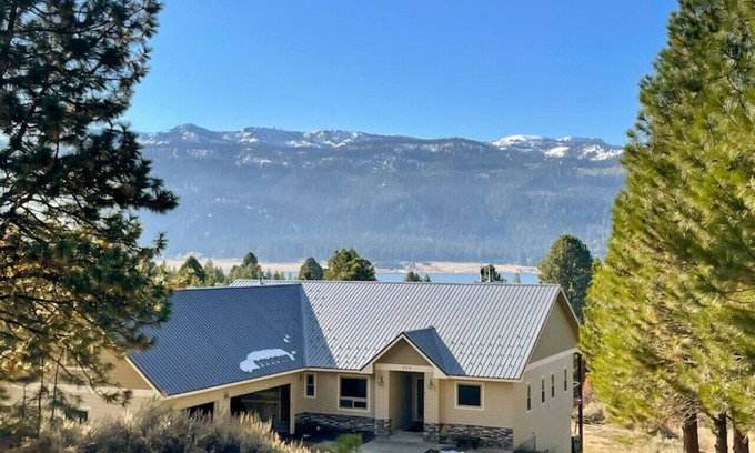 Cascade Apartment | Golf Coast View .