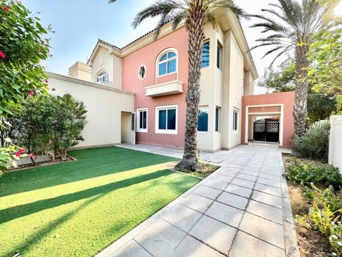 Dubai Sports City Villa | Golf Facing 5Bedroom Villa in Novelia Village