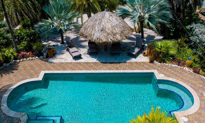 Noord House | GolfCourse | Tropical | Guest House | Private Pool | in Tierra del Sol!