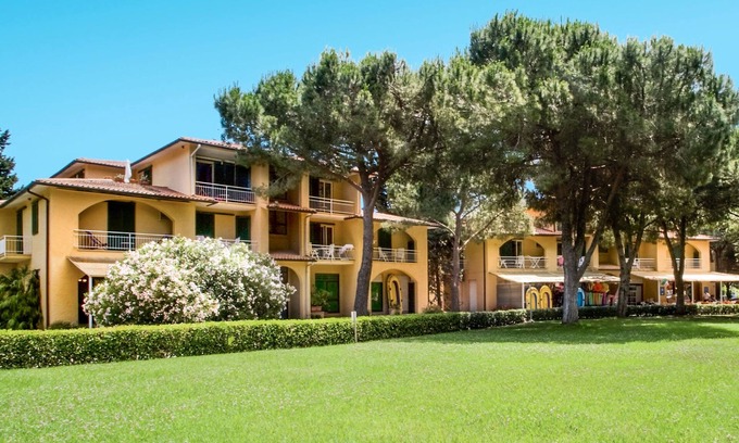 Lacona Apartment | Golfo della Lacona by Interhome