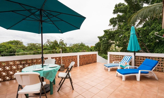 Emiliano Zapata Apartment | Good waves, cool people and great service