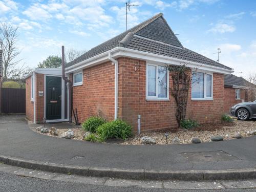 Sutton Bridge House | Goose Green House