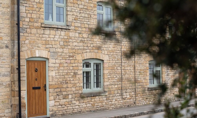 Chipping Campden Cottage | Gordon Cottage - sleeps 4 guests in 2 bedrooms