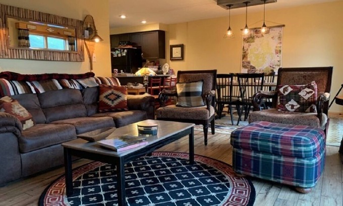 North Creek House | Gore Mnt. Ski resort near Lake George- Unit 5 Bldg. D