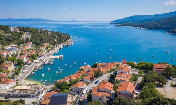 Rabac Apartment | Gorgeous apartment in Rabac with WiFi