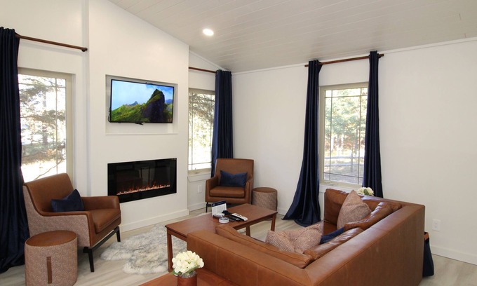 Angel Fire Cabin | Gorgeous cabin in the woods, king bed, fire pit, A/C