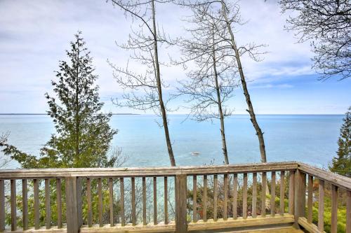 Charlevoix House | Gorgeous Charlevoix Home on Lake Michigan!