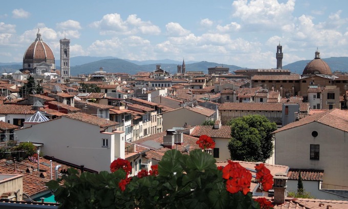 Santa Maria Novella Apartment | Gorgeous City View Apartment in the historical center High speed Wi-FI Elevator