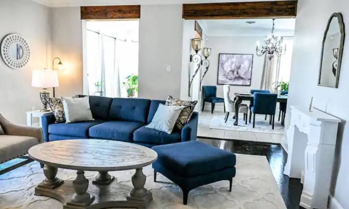 Highlands - Perkins House | Gorgeous home 2mi to LSU - 4 bedroom/3bath