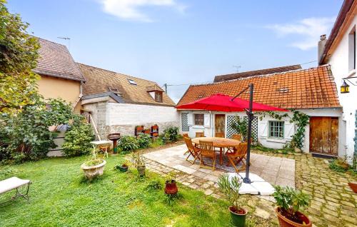 Chessy House | Gorgeous Home In Chessy With Wifi