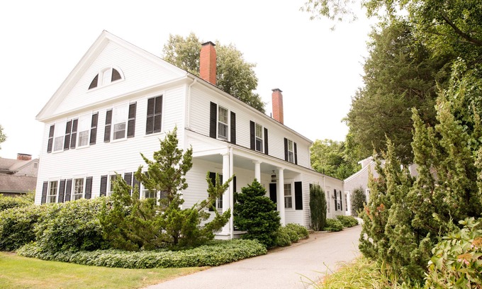 Sandwich House | Gorgeous home in historic downtown Sandwich with hot tub/sauna