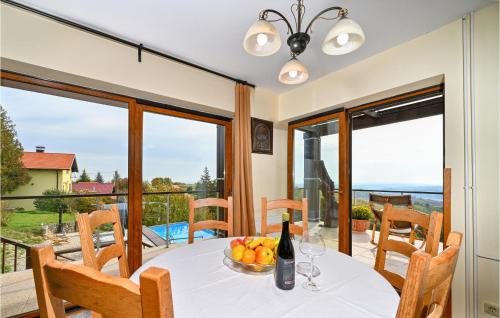 Sveti Ivan Zelina House | Gorgeous Home In Gornje Psarjevo With Kitchen