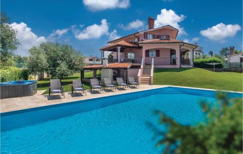 Rosini House | Gorgeous Home In Nova Vas