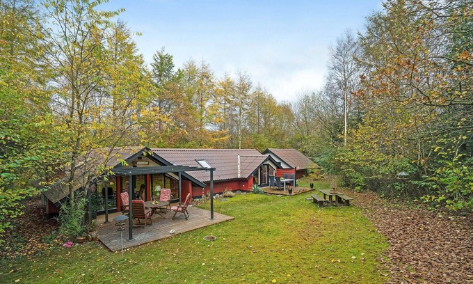 Ronbjerg House | Gorgeous home in Roslev with WiFi